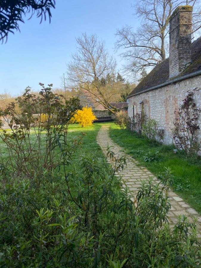Une Vie En Rose Pressagny-lʼOrgeuilleux 외부 사진